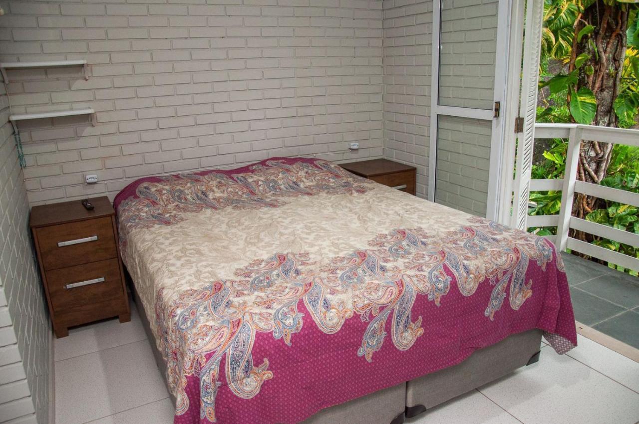 Apartamento Praia Grande Em Frente A Mata A 100m Da Praia * Ubatuba