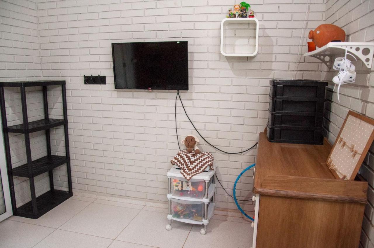 Apartamento Praia Grande Em Frente A Mata A 100m Da Praia * Ubatuba